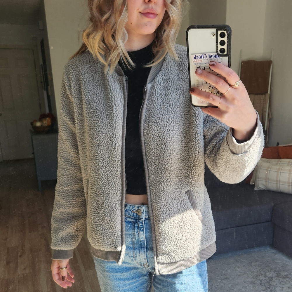 Old Navy Sherpa Teddy Zip Up Jacket - Gray